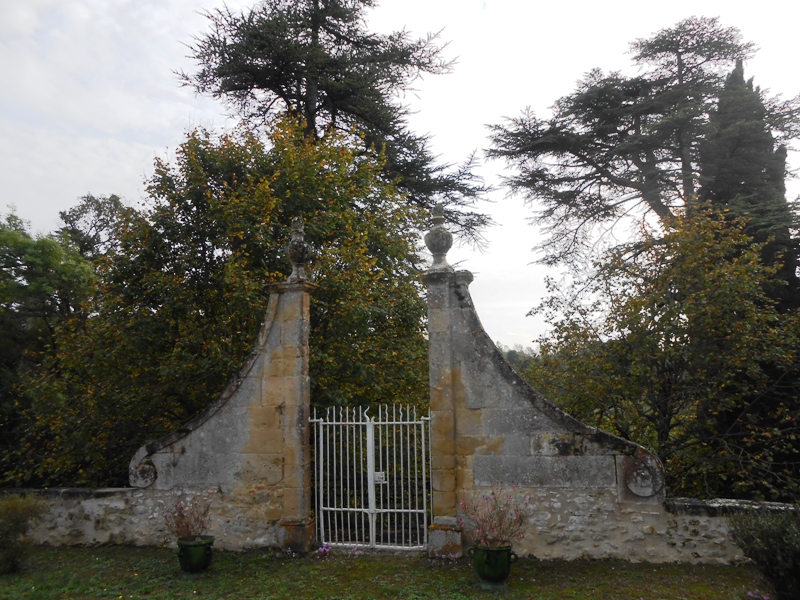 Salles sur l'Hers 11410 - Château en pays toulousain